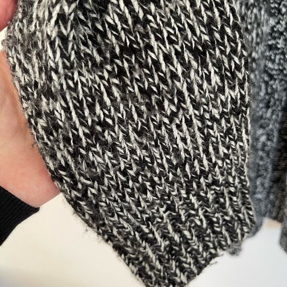H&M Black White Knit Oversized Wool Blend Cardigan Sweater (S) - Picture 6 of 8